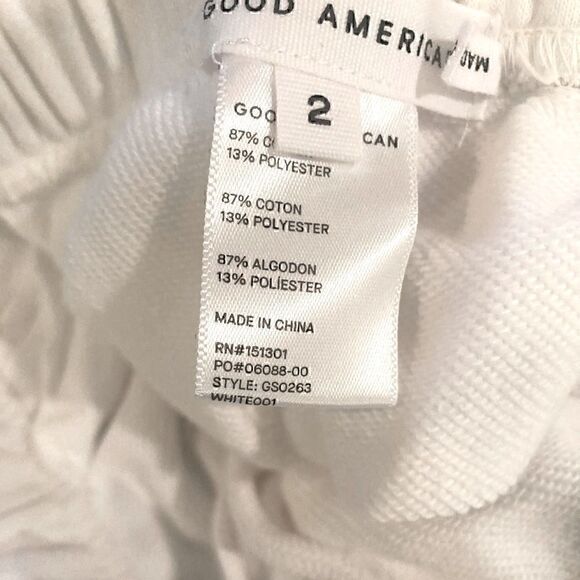 NWT Good American Oversized Terry Shorts Size 2 (M) - Picture 3 of 10